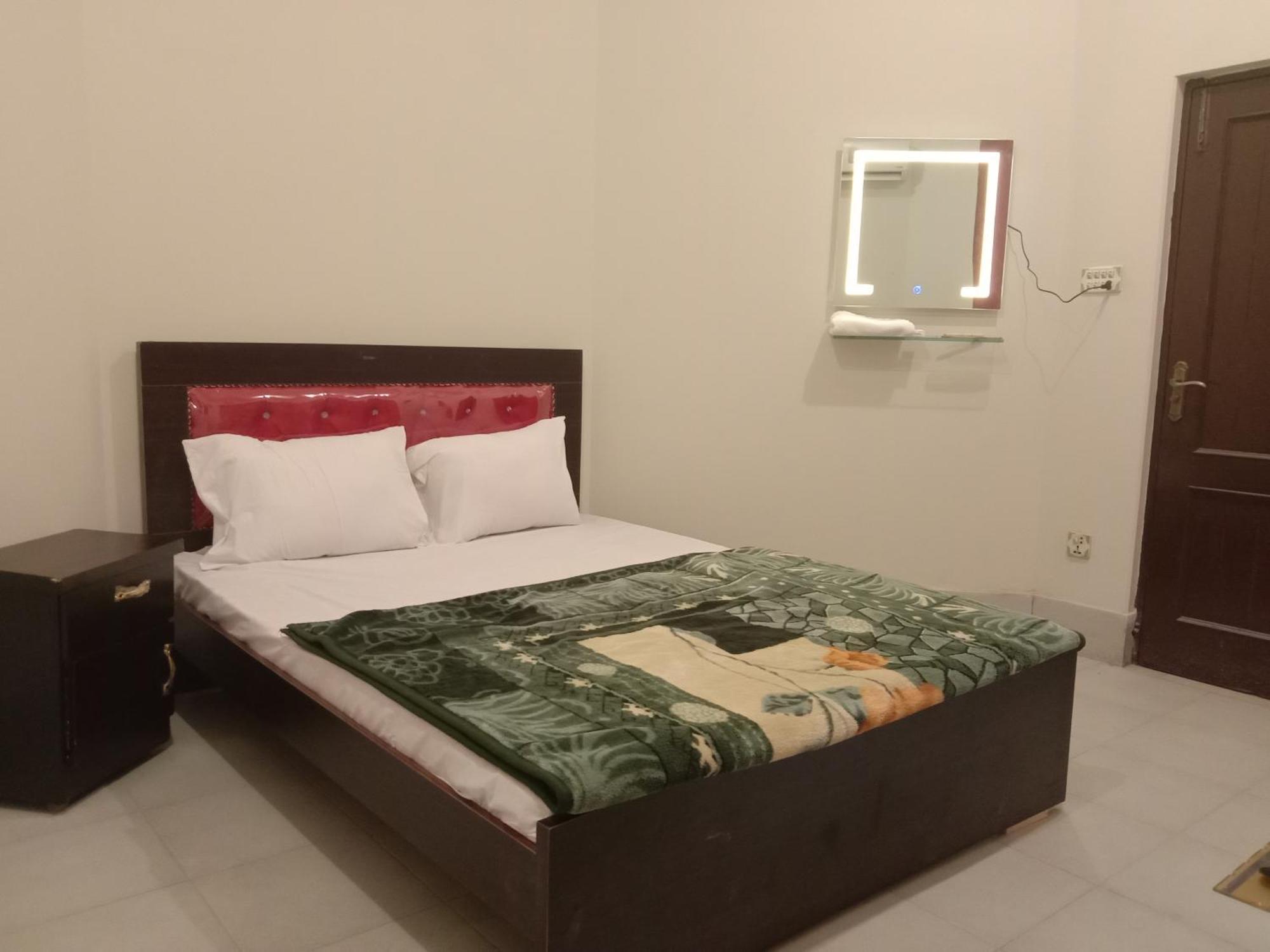 Regal Guest House Bahawalpur Exteriér fotografie
